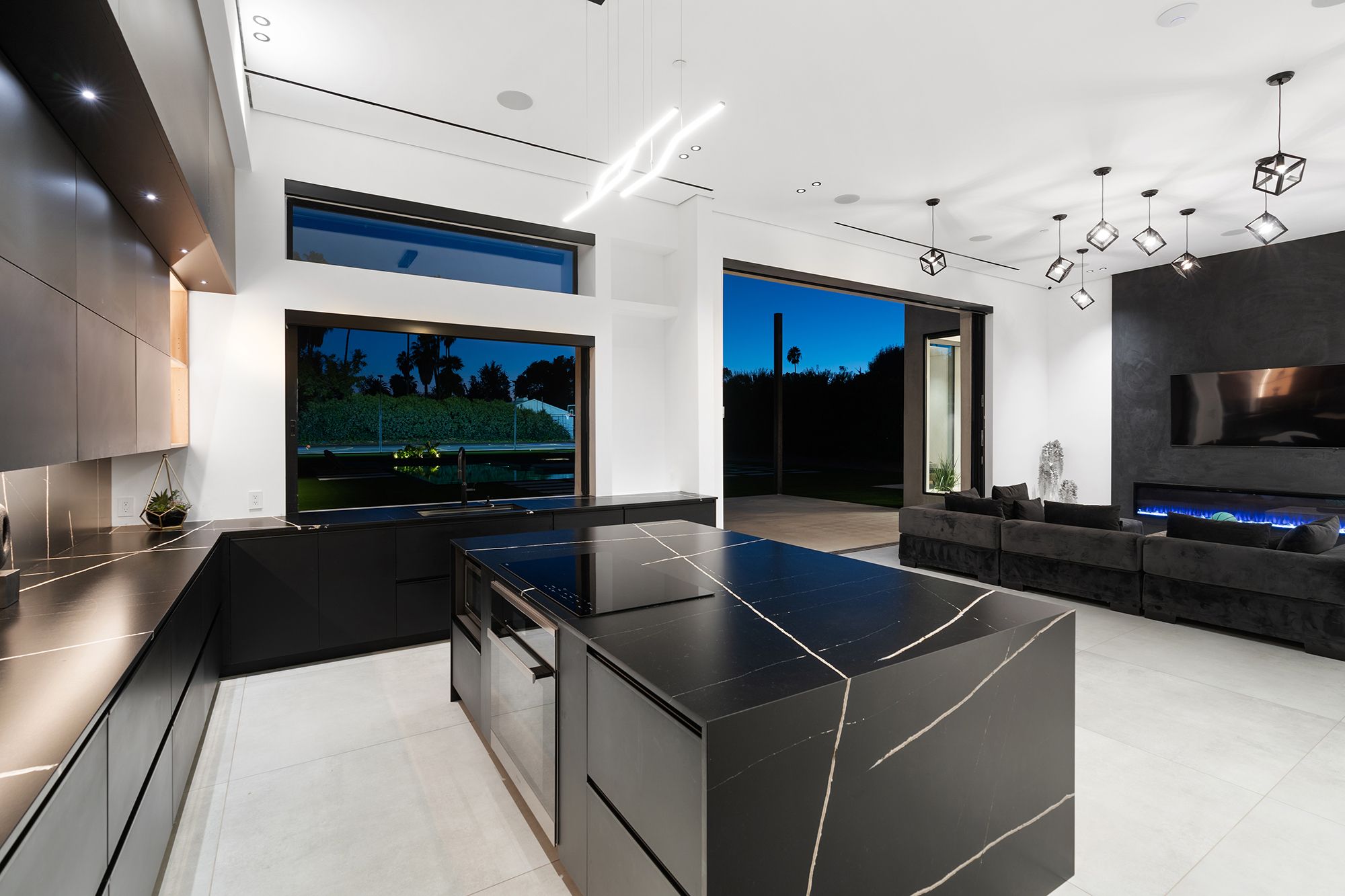 WhatsApp Image 2025-03-26 at 18.43.11