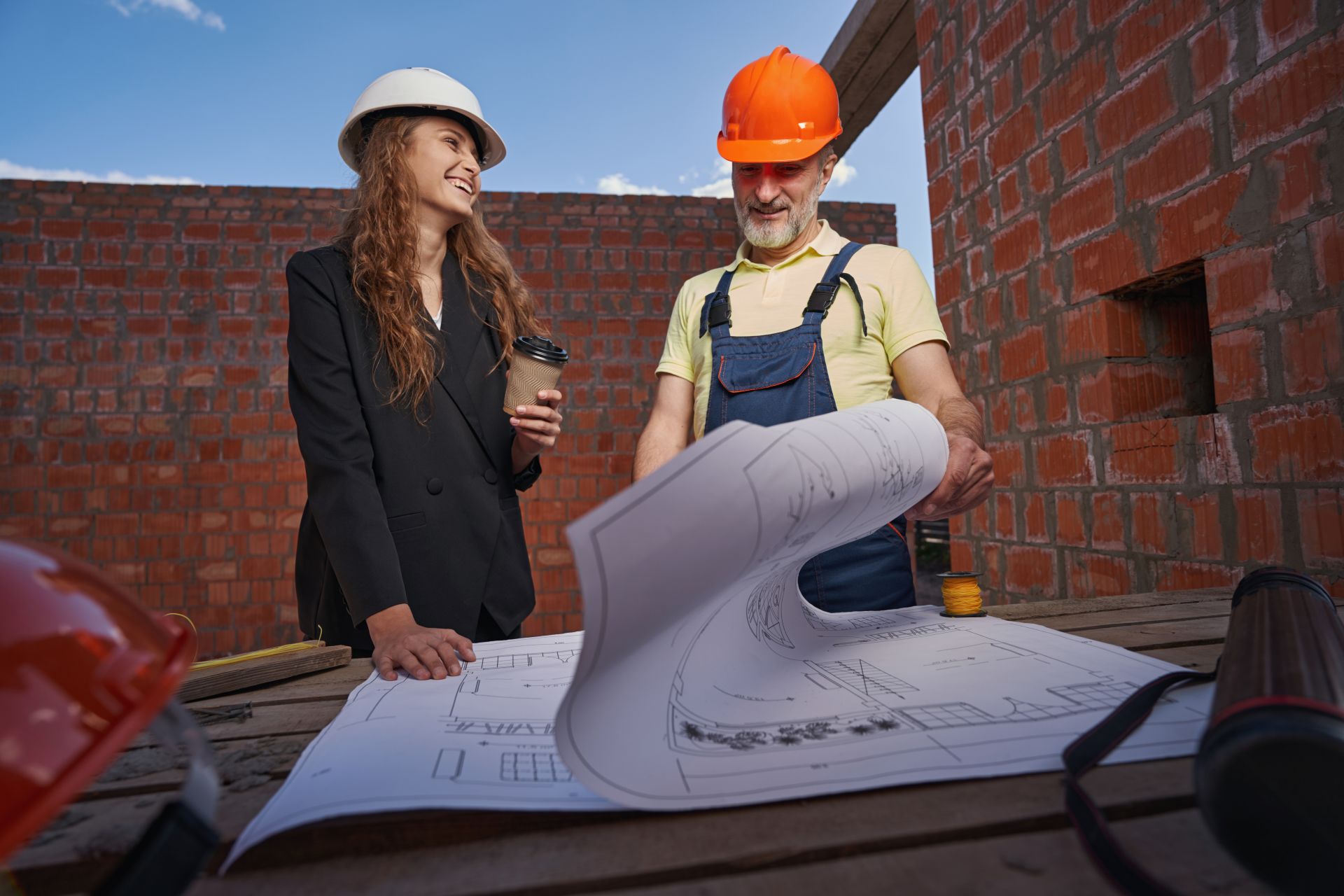 joyful-woman-smiling-at-worker-during-bluepring-ex-2023-11-27-05-10-52-utc.jpg joyful-woman-smiling-at-worker-during-bluepring-ex-2023-11-27-05-10-52-utc.jpg